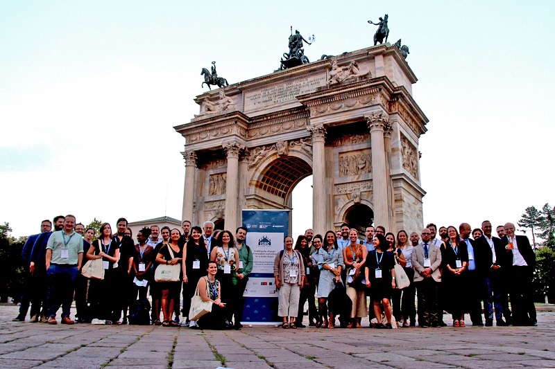 ISIRC2021 - attendees at the Arco della Pace, Milan
